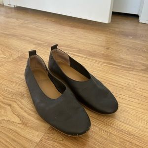 Black Everlane Day Glove size 7.5